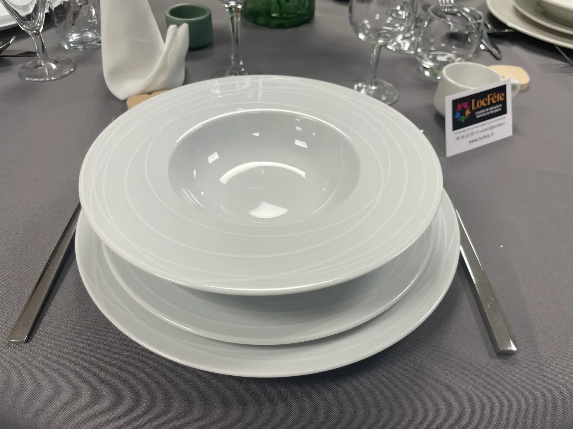 [2045] Assiette Creuse Porcelaine Onde Ø 23