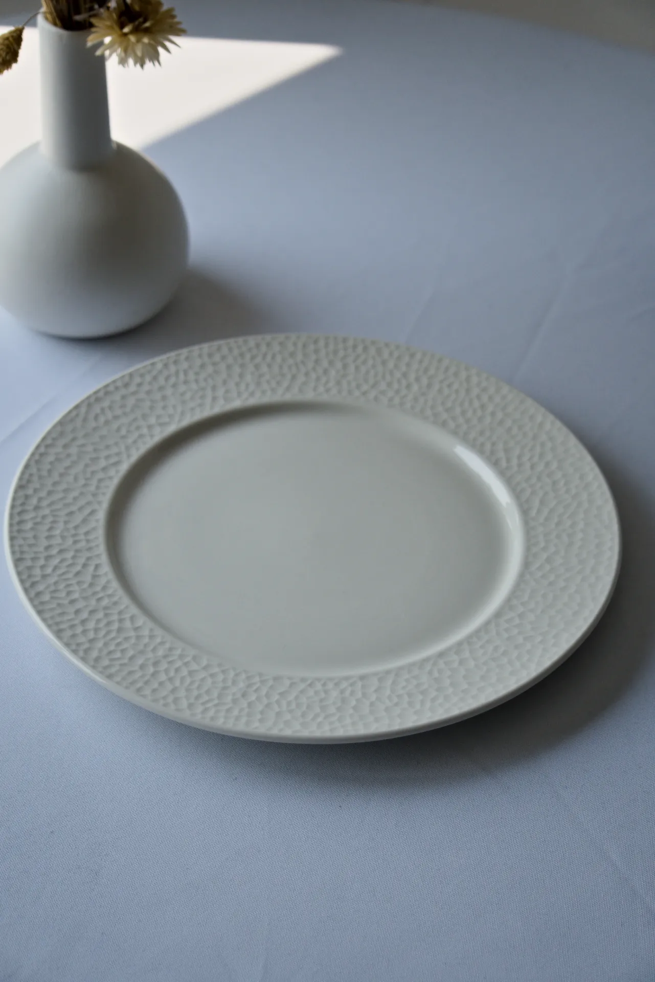 [2054] Assiette Plate Martelé Porcelaine Ø27