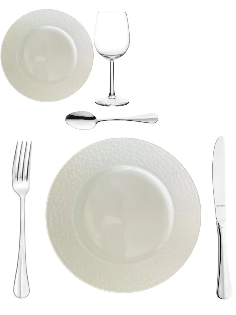 Pack Porcelaine Martelée N°2  Ass plate +Ass dessert -Verre à Vin- couverts Baguette