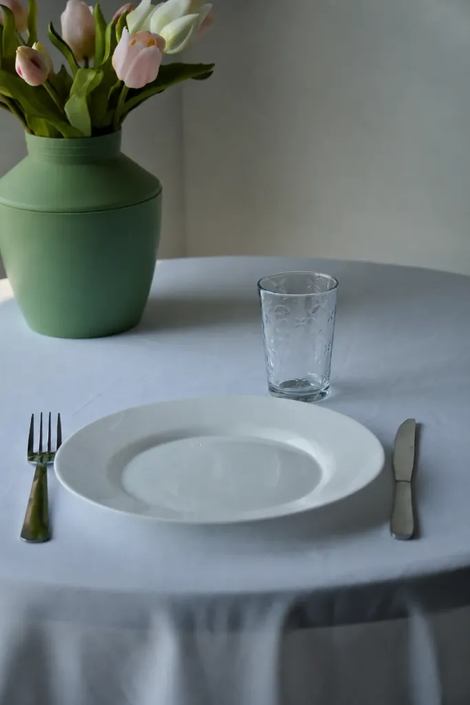 Pack ECO 1 V EAU :1 assiette 3 couverts 1 verre (Location)